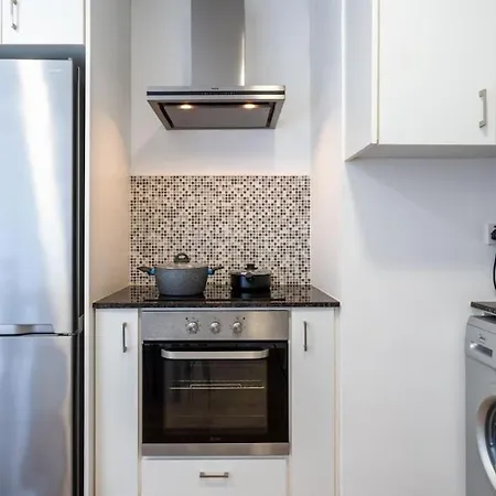 Sage 2-bedroom In Apartament *